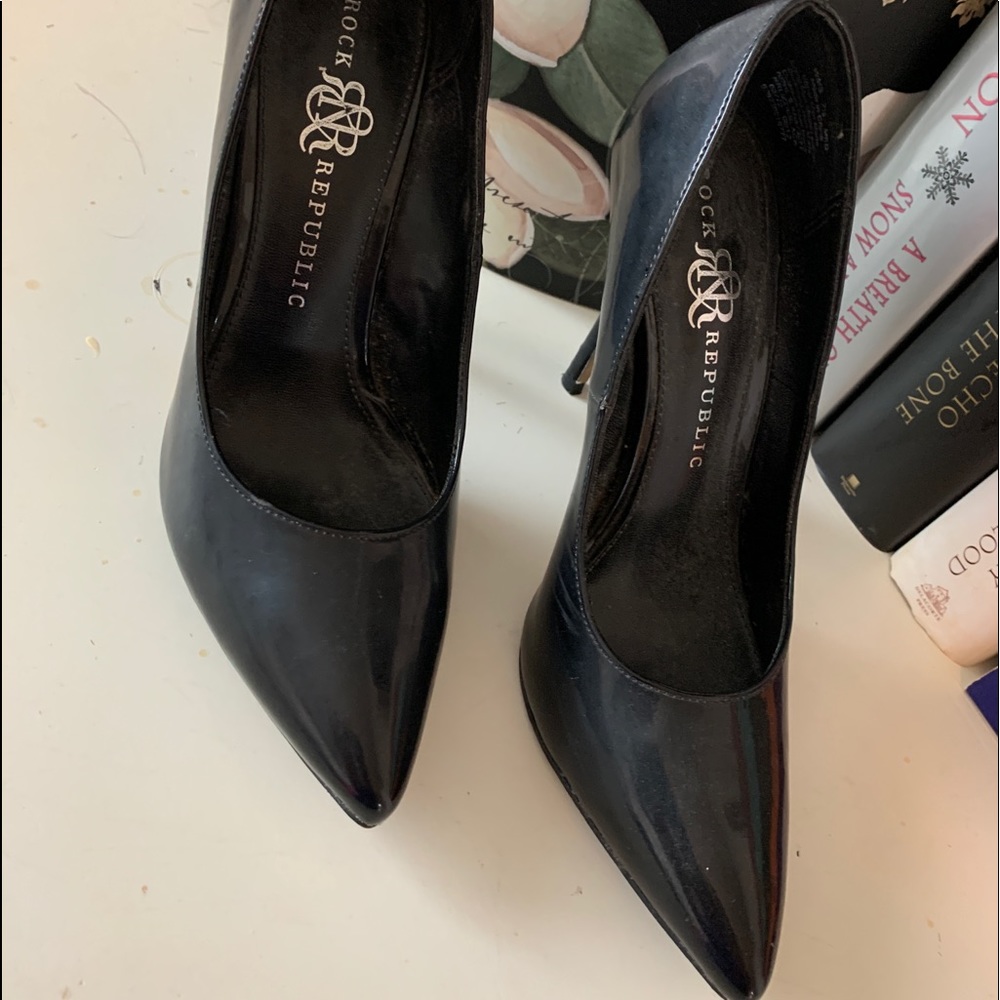 Rock & Republic Black Stilettos